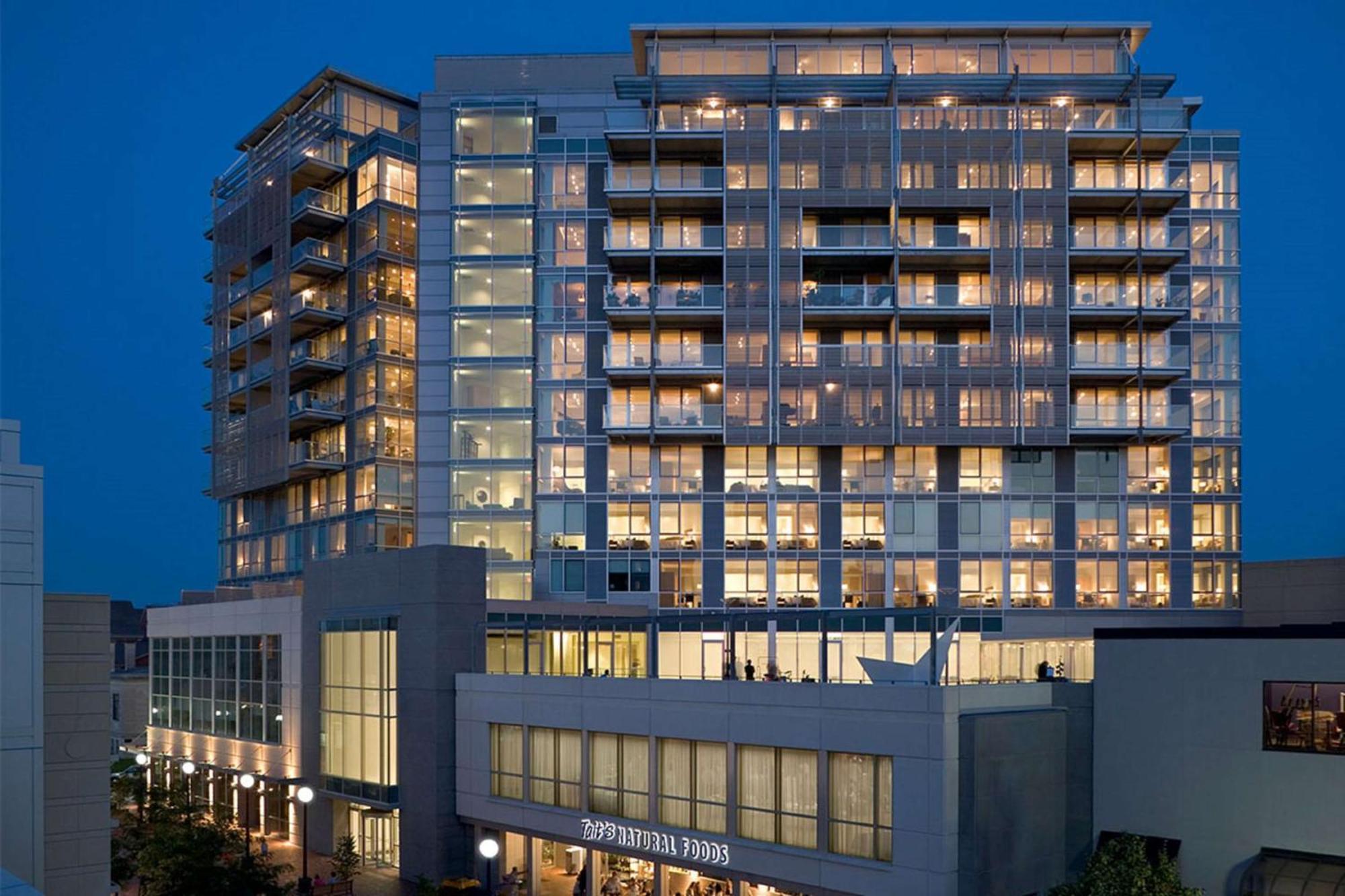 Hotelvetro Iowa City, Tapestry Collection By Hilton 4*